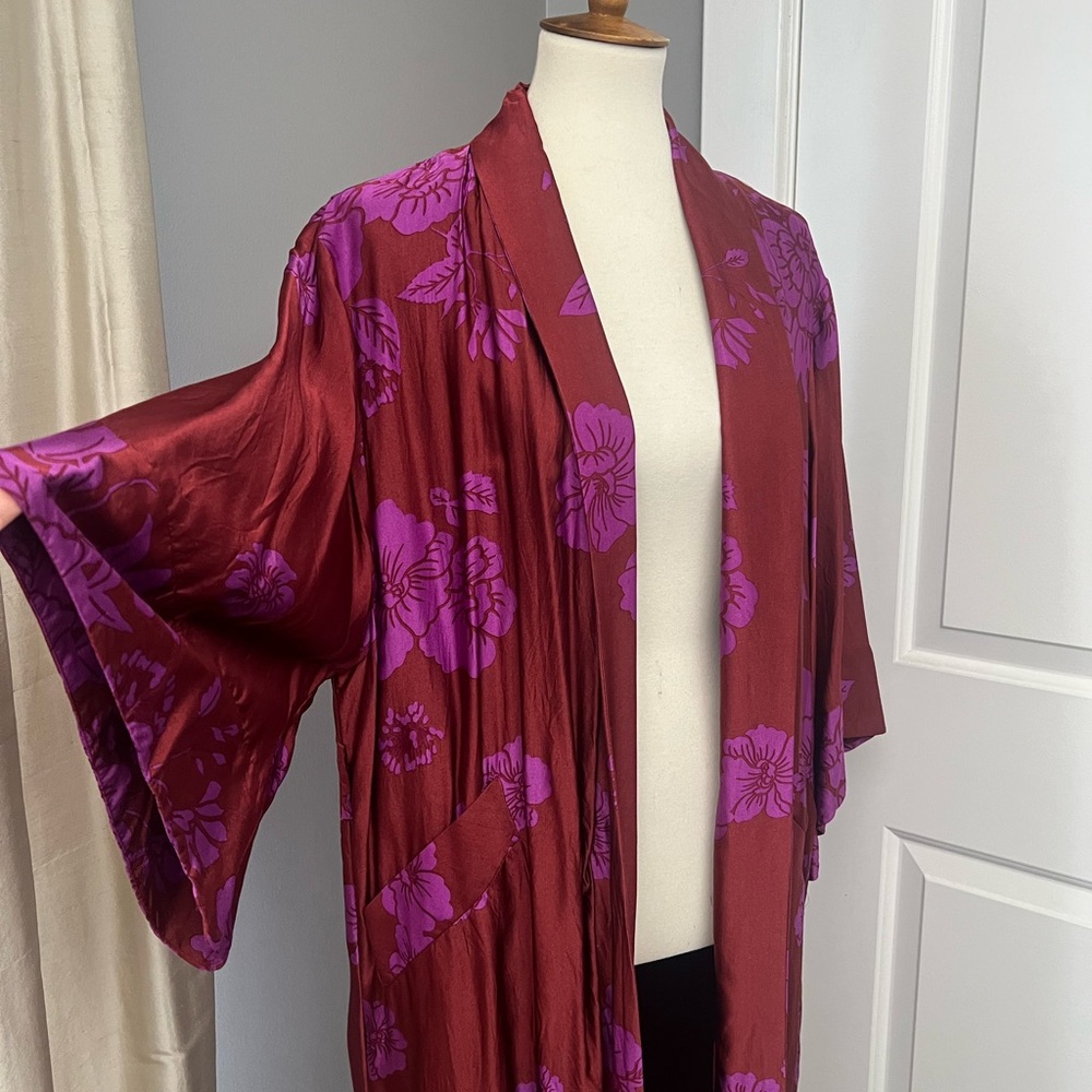 Zara Floral Kimono with Purple Accents - Picture 2 of 11